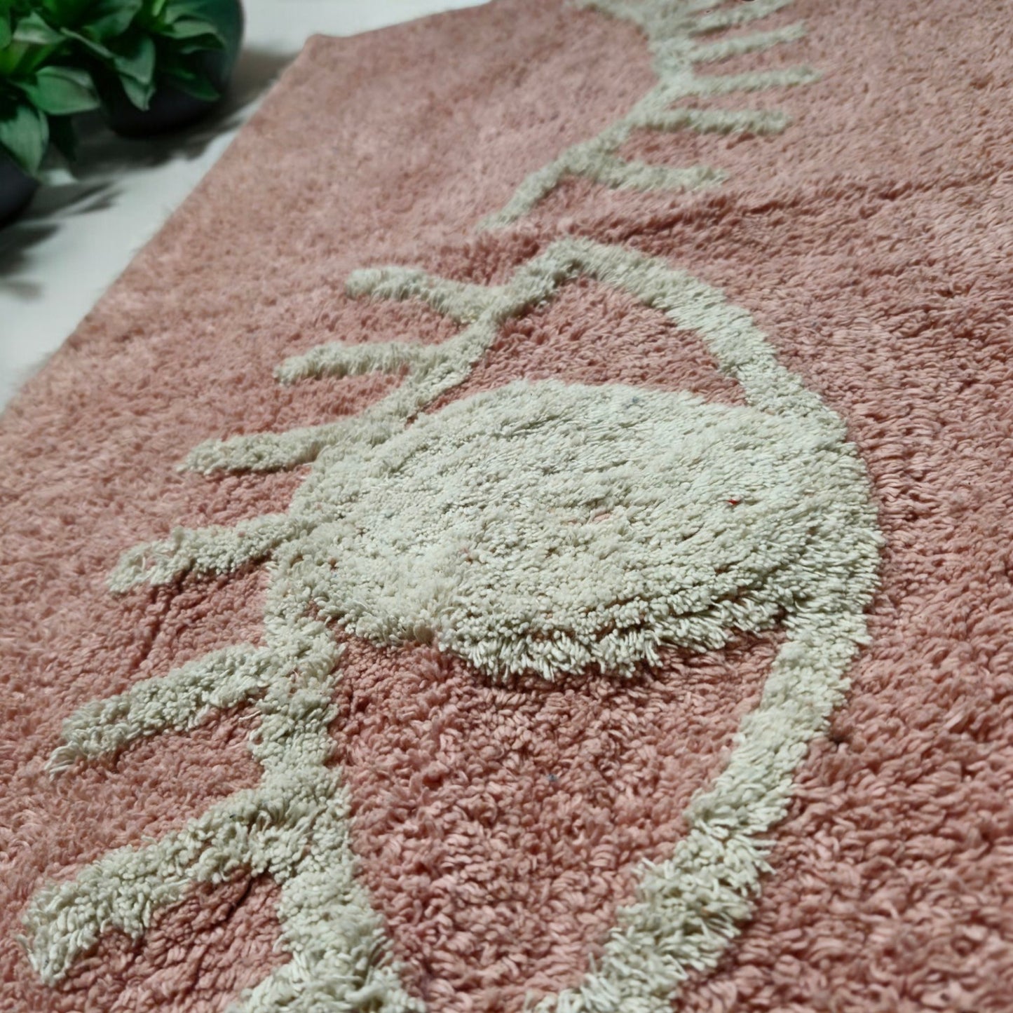 Pink EYES Bathmat 50x80cm - 100% Cotton, Soft & Absorbent, Anti-Slip Design - Ideal for Bathroom & Bedroom, Quick-Dry & Machine Washable