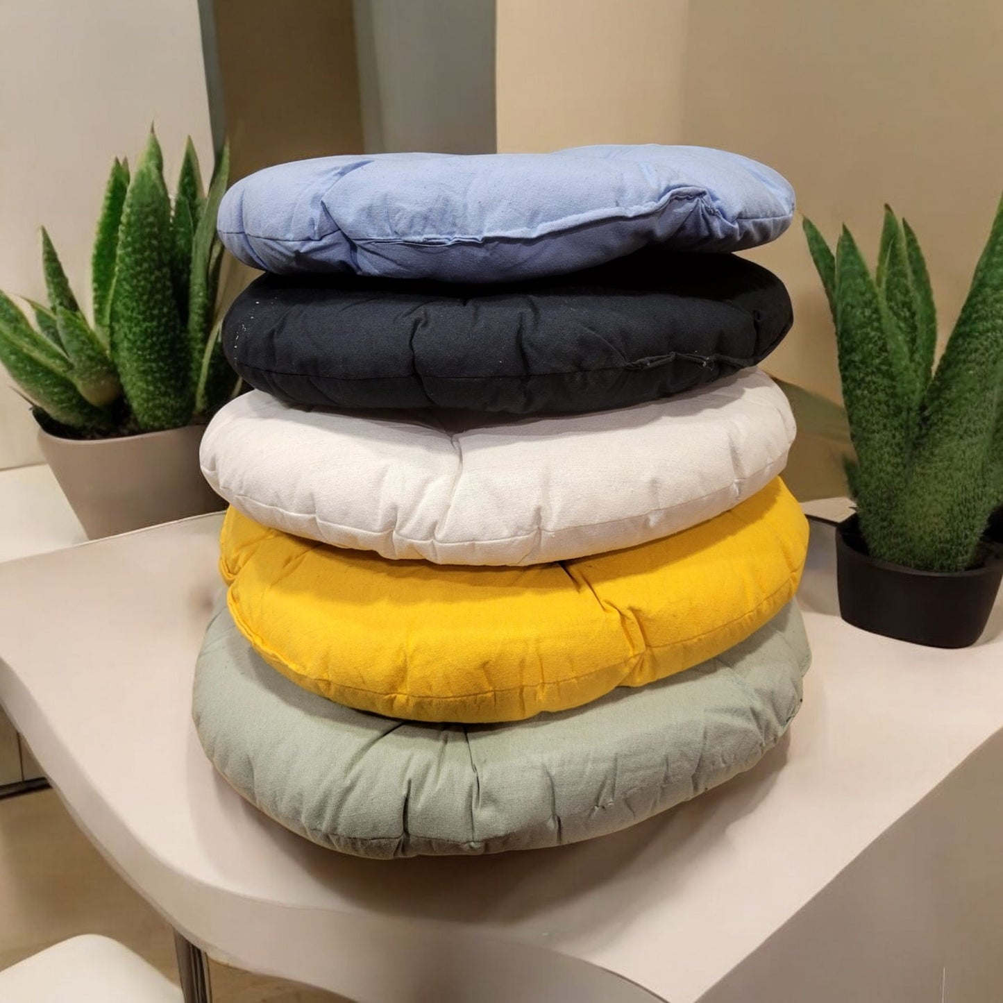 Comfortable Aqua Grey Chair Pad 40x40x5cm - 100% Cotton, Handcrafted for Style and Support