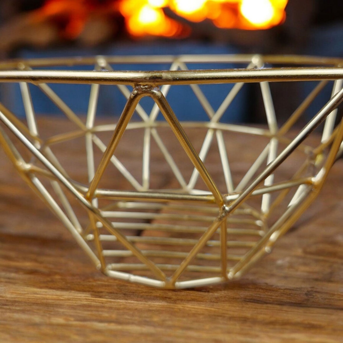 Golden Geometry Octagonal Metal Fruit Bowl - Elegant Centerpiece for Dining and Home Decor - Perfect for Showcasing Fruits, Flowers, or Decorative Items with a Modern Touch of Sophistication