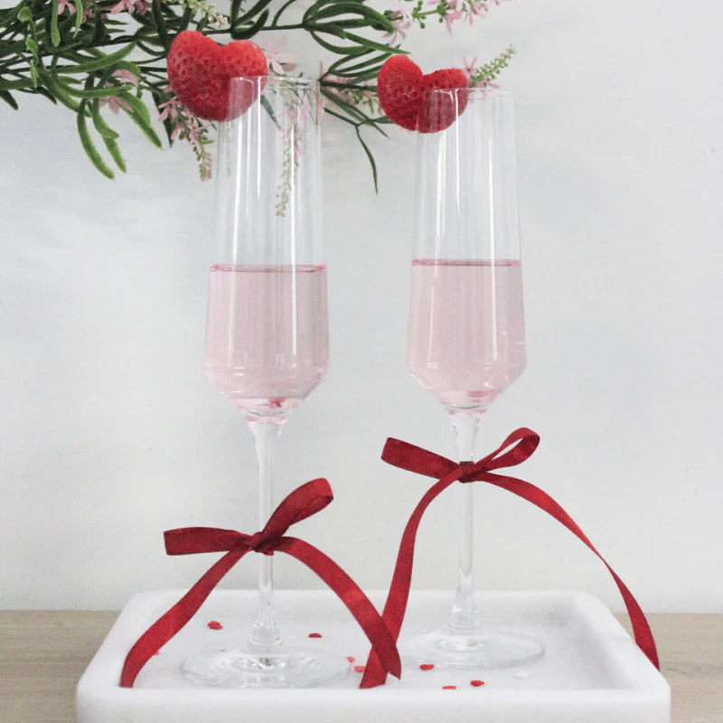 218ml lead-free crystal champagne glass – elegant and durable flute with a refined design, perfect for sparkling wine and celebrations, enhances bubbles and aroma, ideal for home, restaurants, and special occasions.
