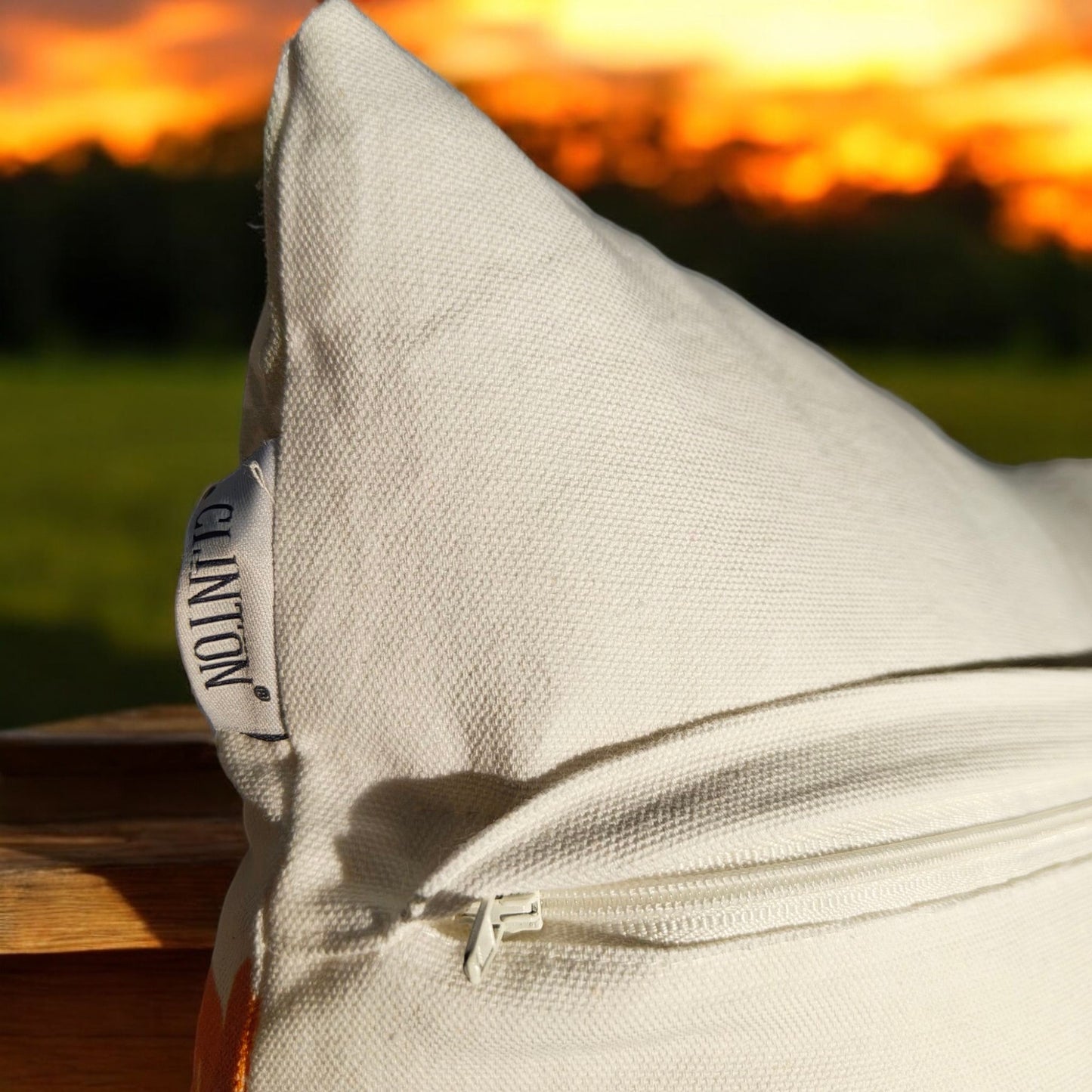 HORIZONTAL COTTON KNOB CUSHION 45.7x45.7cm - Soft, Cozy Cotton Fabric with Unique Knob Design - Durable, Decorative Accent Pillow - Perfect for Living Room, Bedroom, or Office - Comfortable and Easy Care