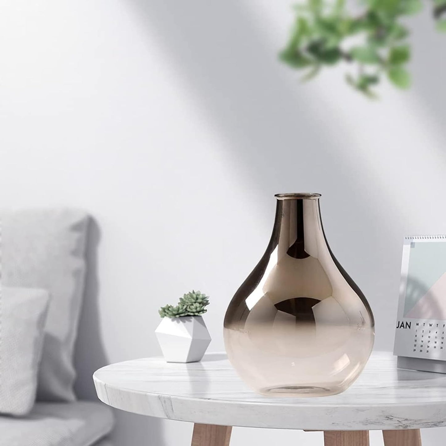 High-quality bulk clear glass & crystal vases – elegant and durable salon-style vases, perfect for floral arrangements, home décor, and special events, ideal for showcasing fresh or artificial flowers, adding sophistication to any space.