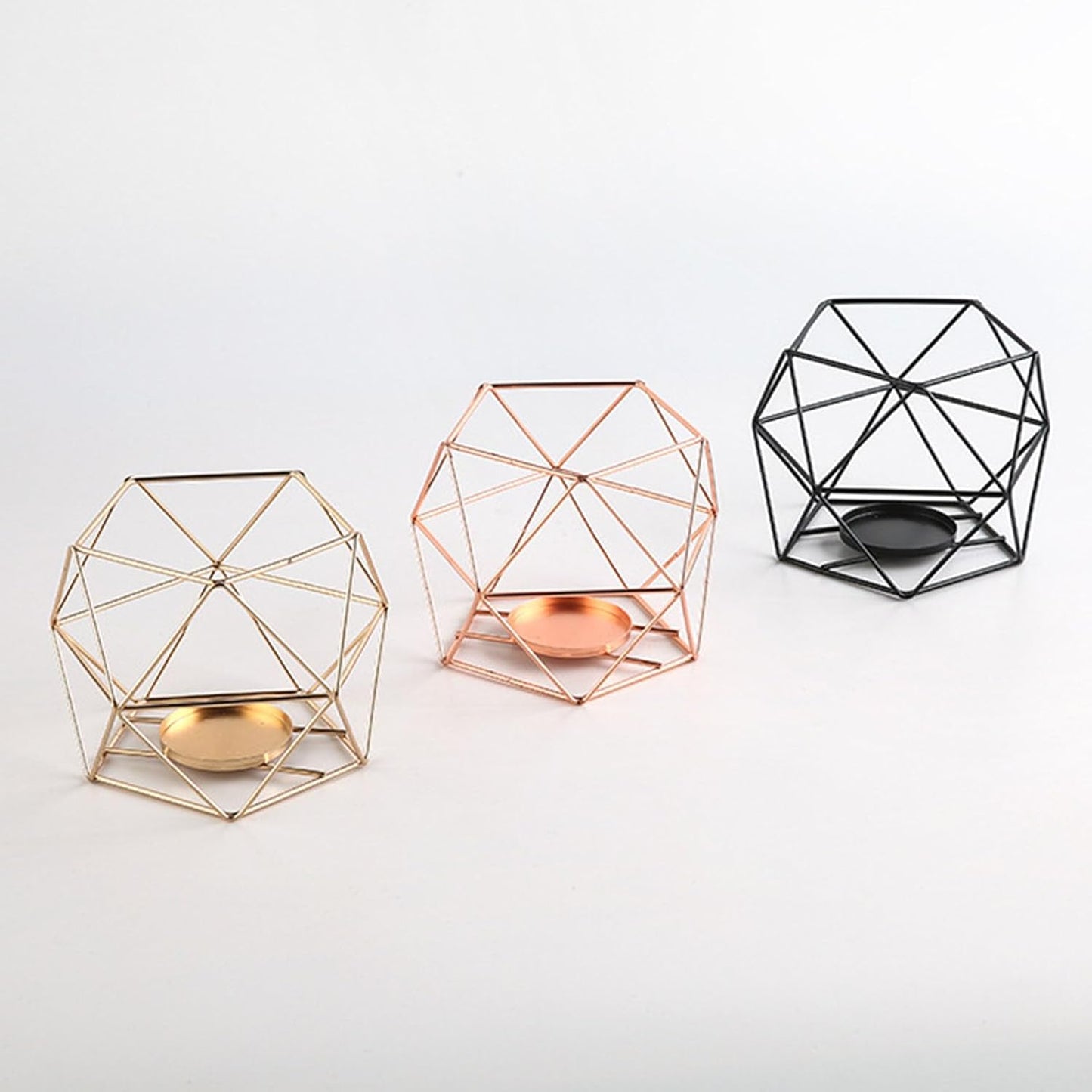 Desktop scented candle with metal holder – elegant and stylish design, long-lasting fragrance for home or office, perfect for relaxation and ambiance, durable metal container for a sophisticated touch.