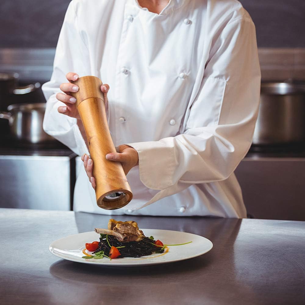 Salt & pepper grinder – sleek and durable design, adjustable grind settings for fine or coarse seasoning, easy-to-use, refillable for salt, pepper, and other spices, perfect for kitchen or dining table use.
