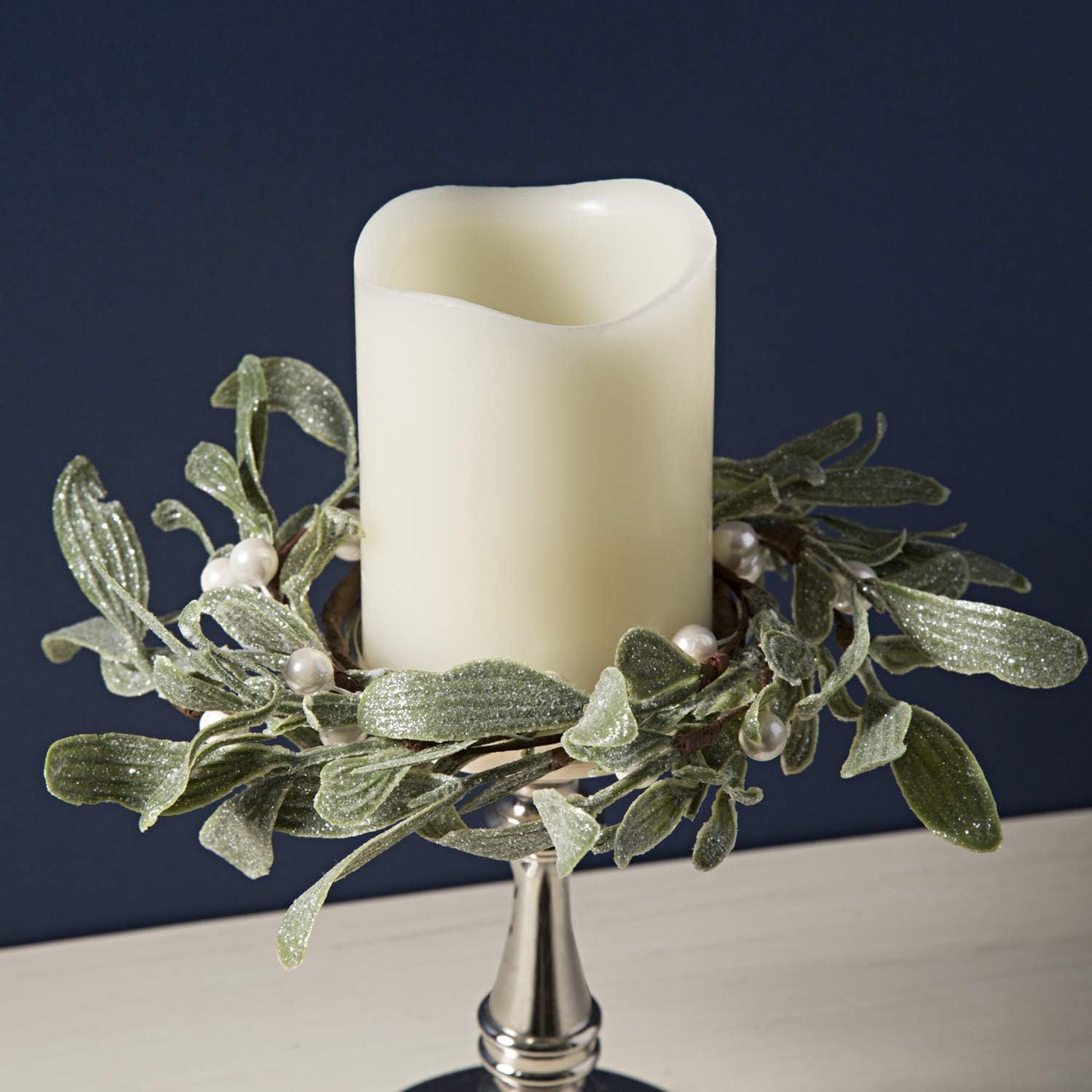 Frosted Mistletoe Candle Ring 11 cm Artificial Holiday Greenery Wreath for Christmas Decor, Winter Table Centerpieces, Festive Accents, Decorative Ring for Votive and Pillar Candles