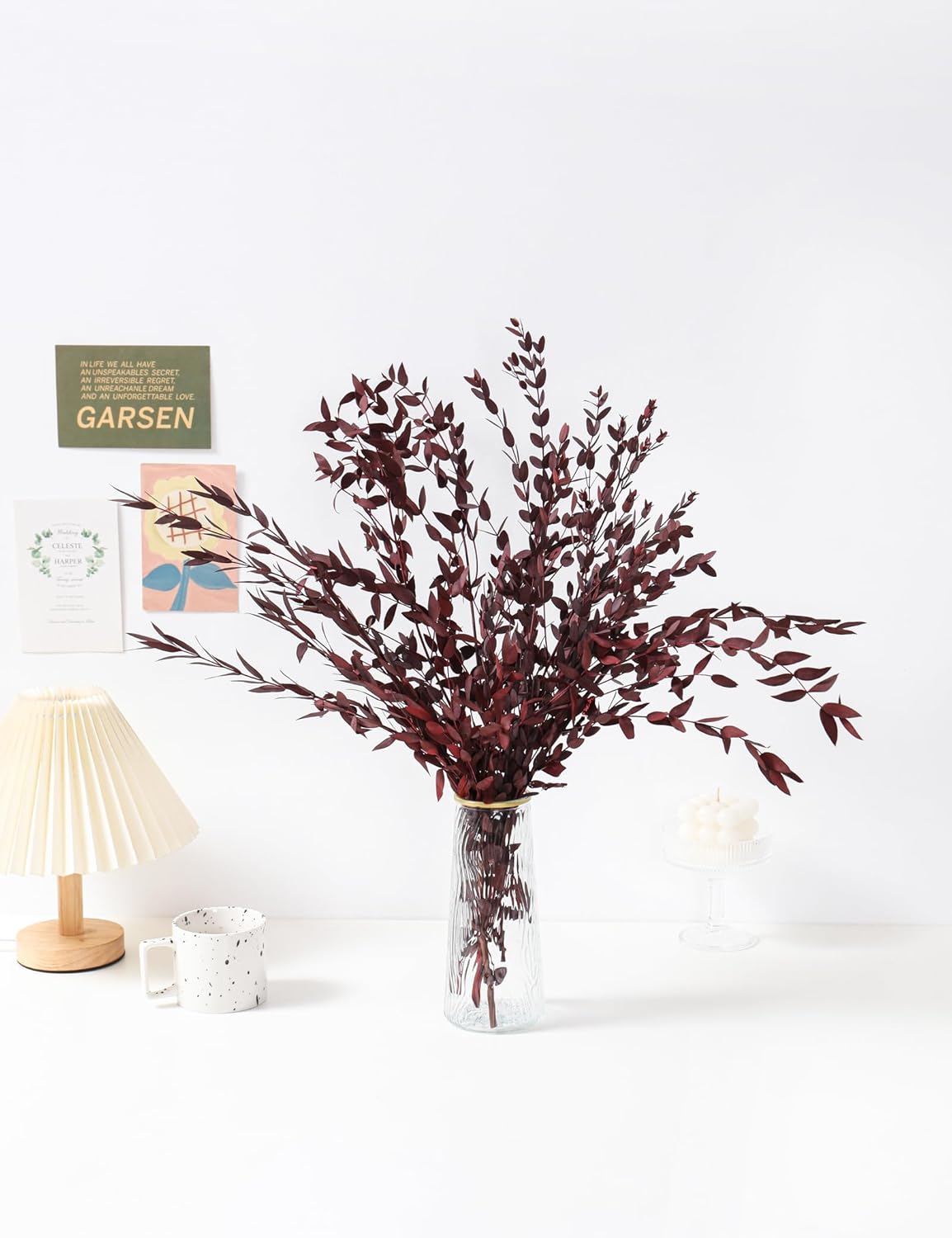 Dried eucalyptus stem (red) – vibrant and long-lasting decorative foliage, perfect for floral arrangements, home décor, and event styling, adds a bold and elegant touch to vases, bouquets, and centerpieces.