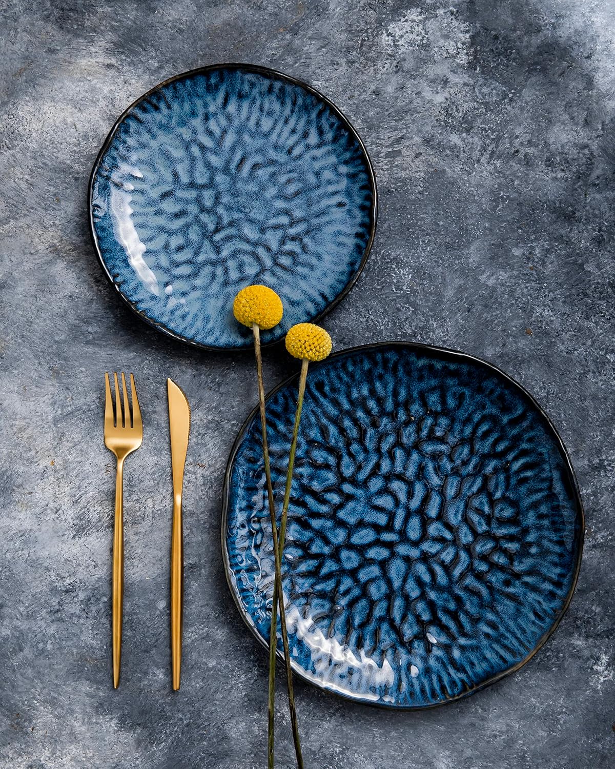 Ocean Blue 25cm Embossed Round Plate - Elegant Ceramic Plate with a Textured Ocean Blue Design - Perfect for Serving Main Courses, Salads, or Desserts - Adds a Refreshing and Stylish Touch to Your Tableware Collection
