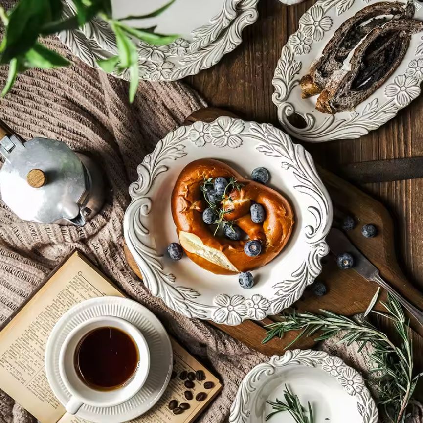 Floral Ceramic Soup Plate, 5x22 cm, Elegant Vintage-Inspired Deep Dish, Durable and Heat-Resistant, Ideal for Serving Soup, Pasta, and Salads, Perfect for Home, Restaurants, and Special Occasions