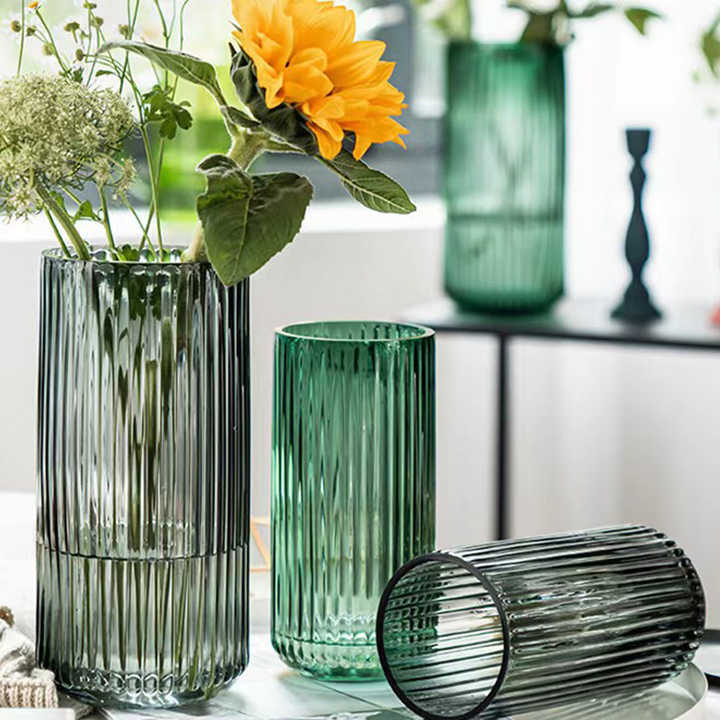 Green European Art Transparent Centerpiece Glass Vase