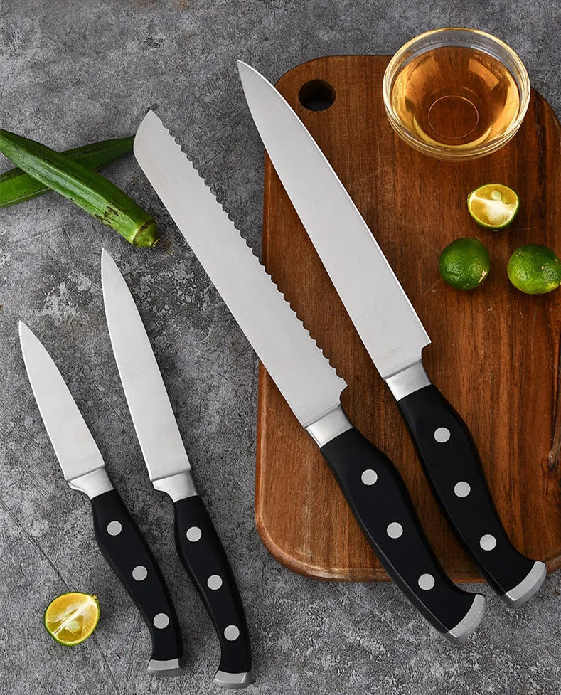 Kitchen Chef Knife - Bread Knife - Serrated Stainless Steel Blade for Effortless Slicing - Perfect for Cutting through Bread, Baked Goods, and Soft Fruits - Ergonomic Handle for Comfortable Grip and Control