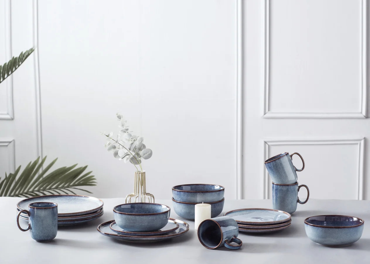 Reunion Stars Blue Stoneware Crockery Set - 16-Piece Dinnerware Set - Elegant and Durable for Dining, Serving, and Entertaining with a Starry, Contemporary Design