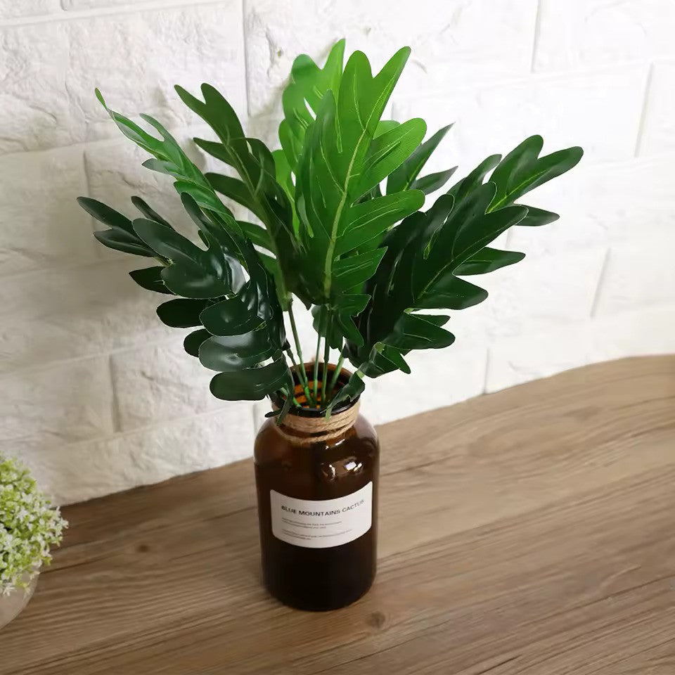 Philodendron Leaf Green 104 cm - Realistic Artificial Philodendron Stem with Lush Green Leaves - Perfect for Floral Arrangements, Wreaths, Bouquets, and Home Décor - Long-Lasting and Low Maintenance
