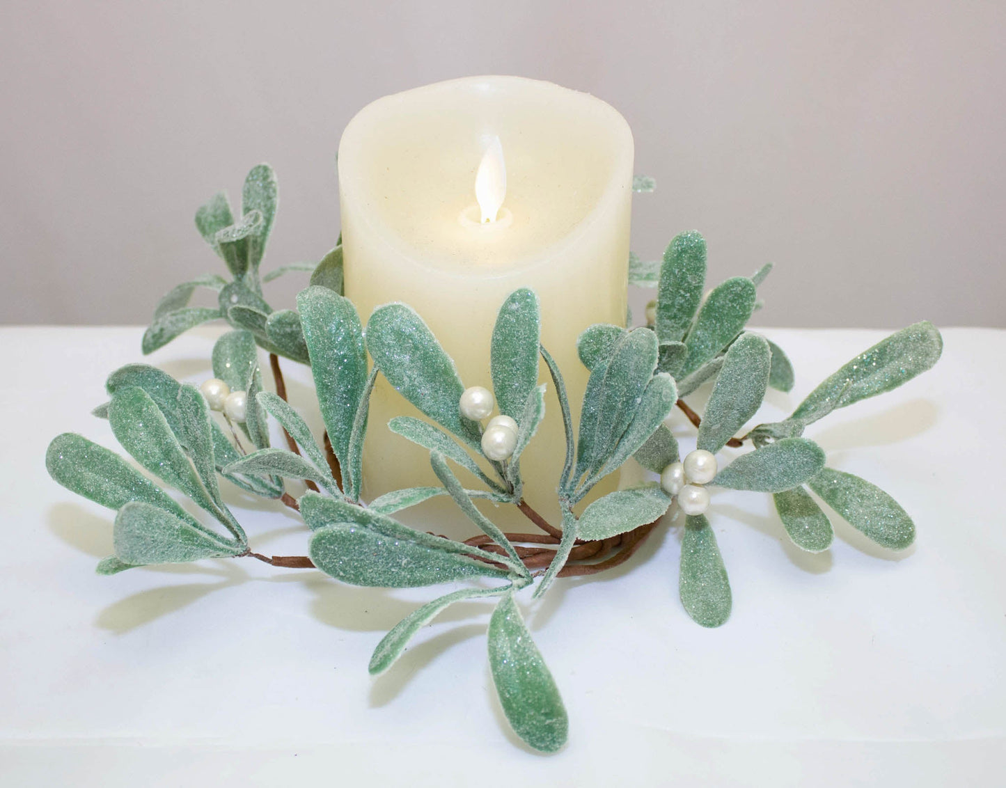 Frosted Mistletoe Candle Ring 11 cm Artificial Holiday Greenery Wreath for Christmas Decor, Winter Table Centerpieces, Festive Accents, Decorative Ring for Votive and Pillar Candles