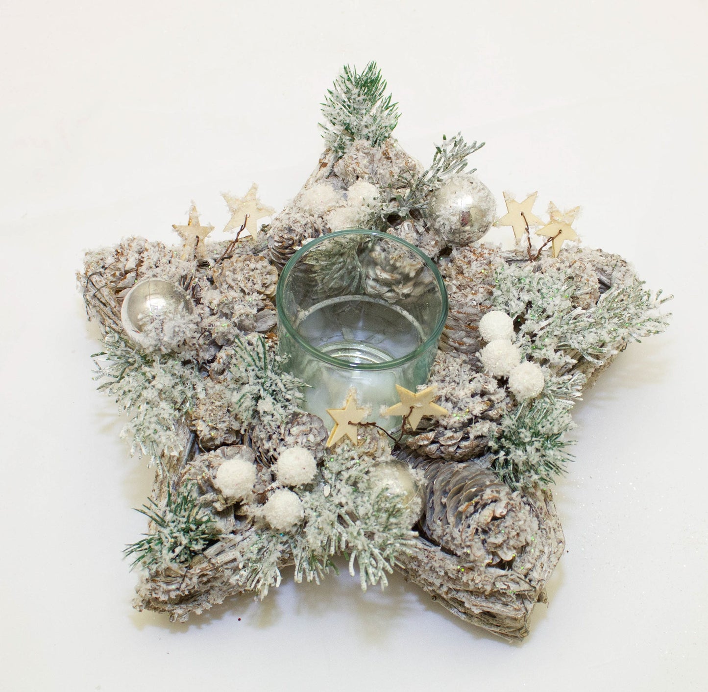 Frosted Twig Star Votive Holder Rustic Candle Lantern for Christmas Decor, Winter Centerpieces, Tabletop Accent, Holiday Home Styling, Cozy Ambient Lighting with Star-Shaped Twig Design