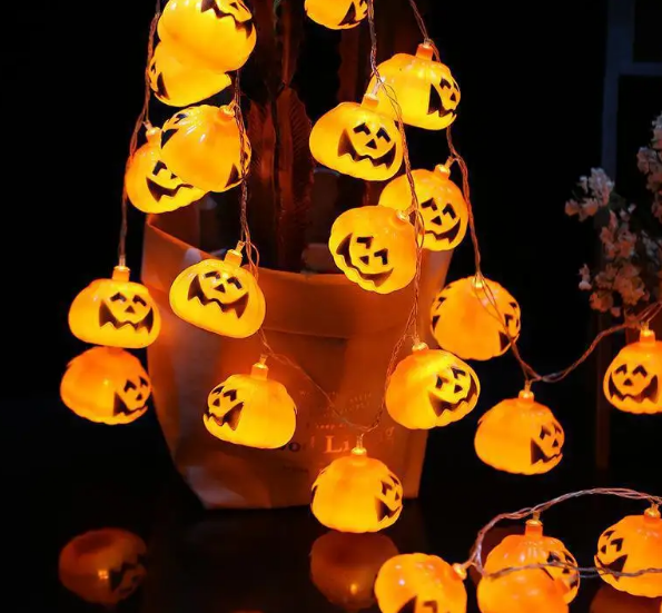 Halloween Pumpkin String Lights – Battery-Powered LED Decorative Lights – 3M Spooky Fairy Lights – Indoor & Outdoor Halloween Décor – Festive Pumpkin Lanterns for Party & Home