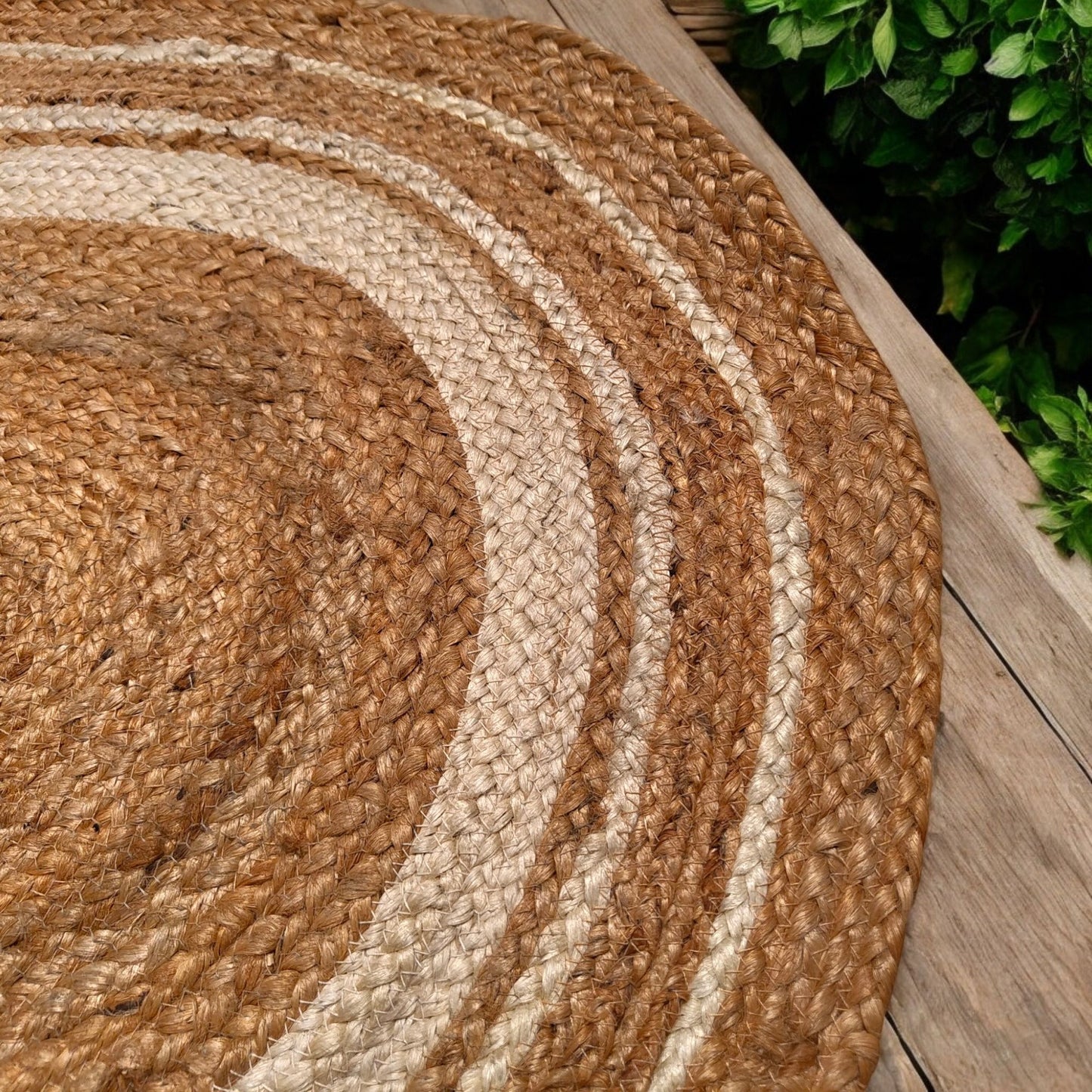 Mirchi Oval Jute Rug – Handwoven 60x90CM | Natural Fiber, Eco-Friendly Design | Lightweight & Durable | Perfect for Living Rooms, Bedrooms, and Entryways | Versatile, Sustainable Home Decor