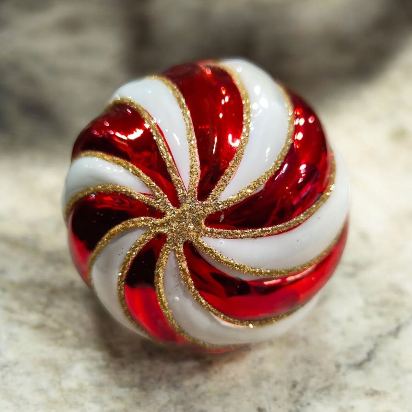 Festive Candy Cane Christmas Ornament - Perfect for Holiday Tree Decoration & Seasonal Cheer