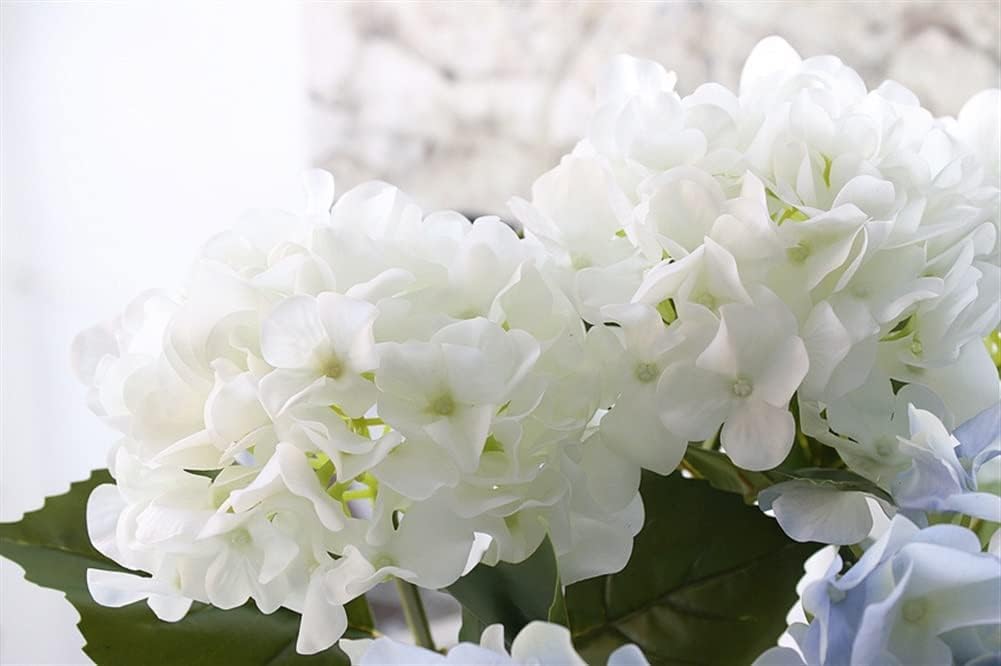 White Hydrangea Silk Flowers - Realistic Artificial Hydrangea Bouquet for Home Decor, Wedding Arrangements, Centerpieces, Floral Displays & DIY Crafts – Faux Hydrangea Stems with Lifelike Petals & Vibrant Colors