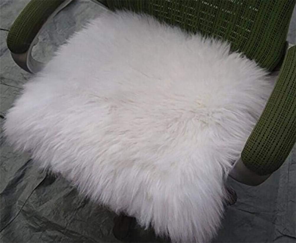 35×35cm real lambswool chair pad – soft and luxurious seat cushion, made from genuine wool for warmth and comfort, breathable and durable, perfect for dining chairs, office seats, or home décor, available in multiple pieces.