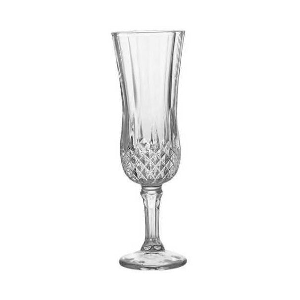 Diamond-embossed champagne glass