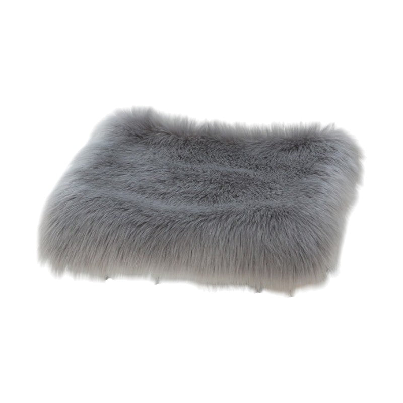 35×35cm real lambswool chair pad – soft and luxurious seat cushion, made from genuine wool for warmth and comfort, breathable and durable, perfect for dining chairs, office seats, or home décor, available in multiple pieces.
