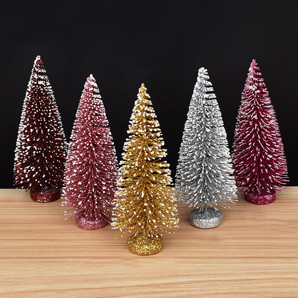 Christmas tree   height:23cm red