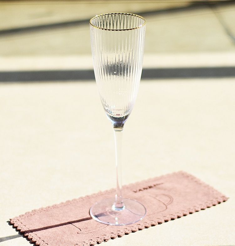 ribbed champagne glasses with gold rim shimmering crystal glasses with gold rim & grooves golden twenties champagne glass