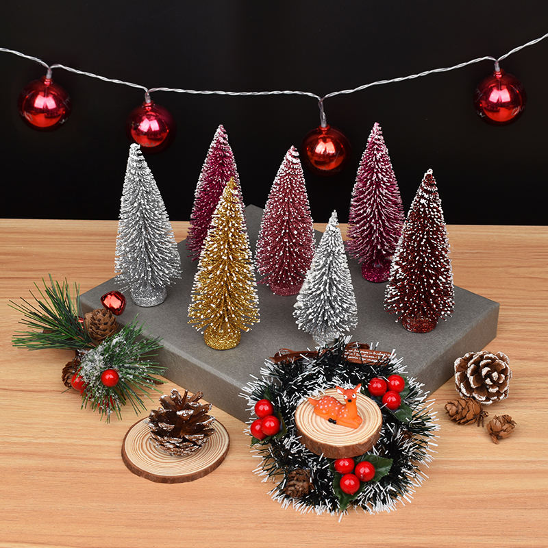 Christmas tree   height:23cm red