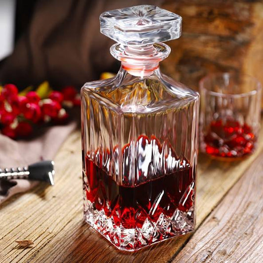 Whiskey Decanter Material:Glass