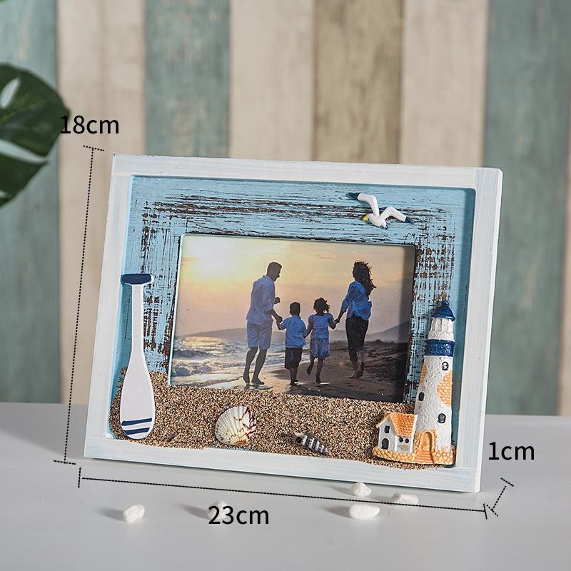 Retro Wooden Ocean-Themed Kids' Photo Frame