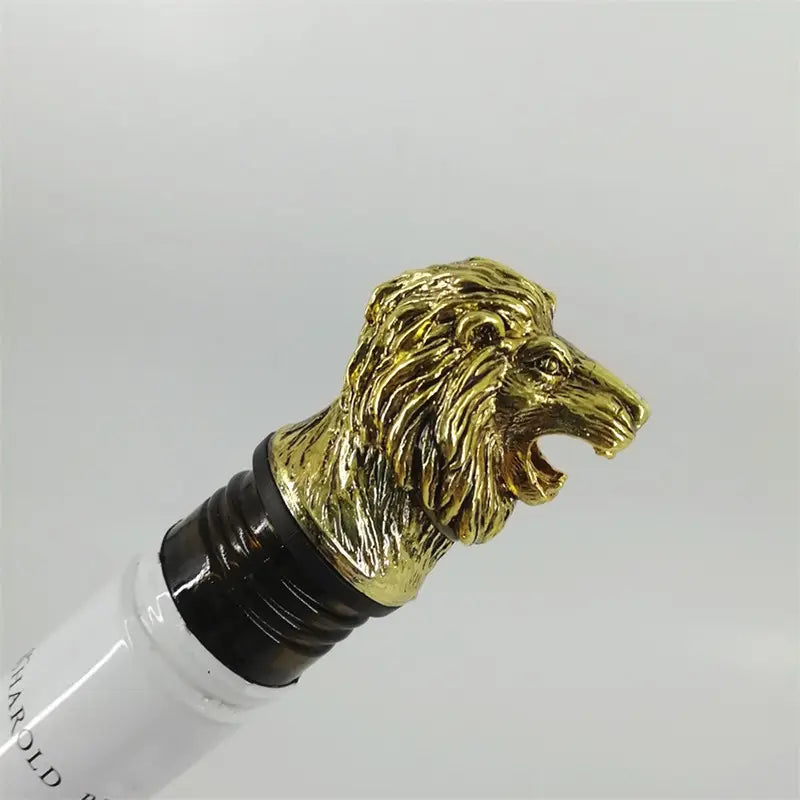 Gold lion oil & wine pourer