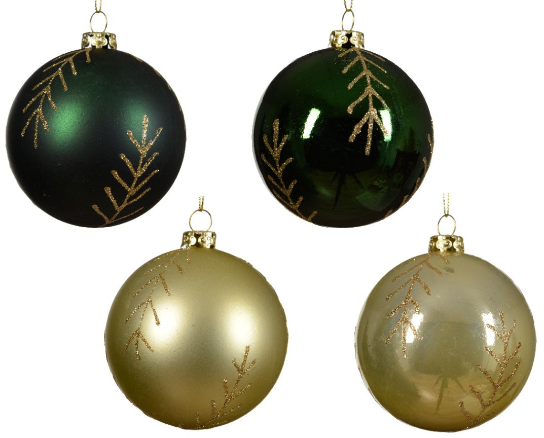 Green Shatterproof Baubles, 4a