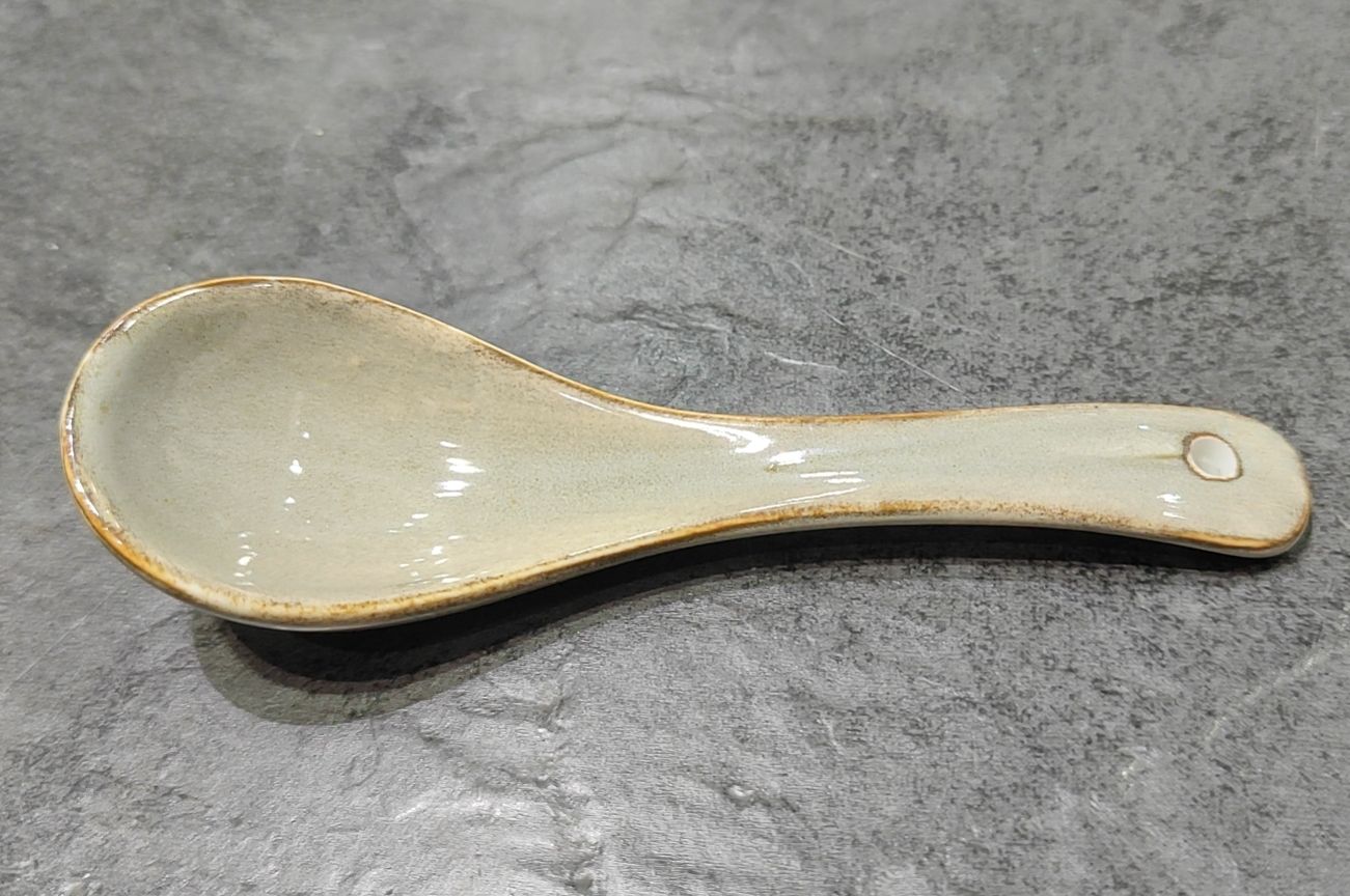 Yayu Irregular Porcelain Spoon