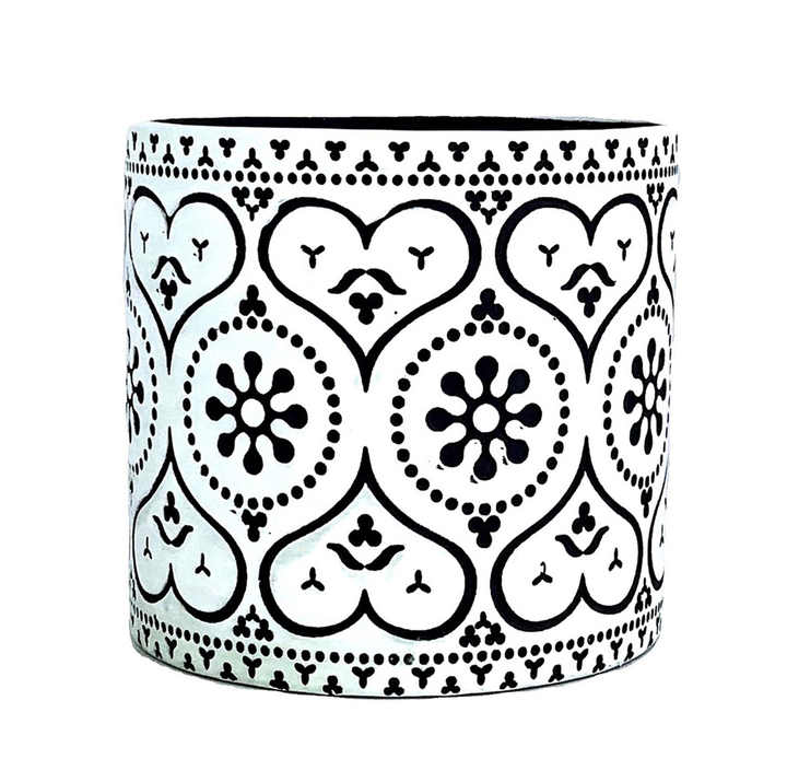 Black Heart Ceramic Flowerpot - Modern Design Style, Eco-Friendly, Round Shape, 13.5x13.5x12.5 CM